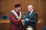 2025225diesacademicusmindruch-123118226.jpg