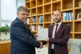 Rektor prof. Libor Čapek jmenoval děkanem Fakulty chemicko-technologické prof. Petra Němce