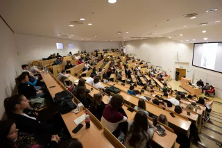 Na akci Společnost a její správa zavítá britský velvyslanec 